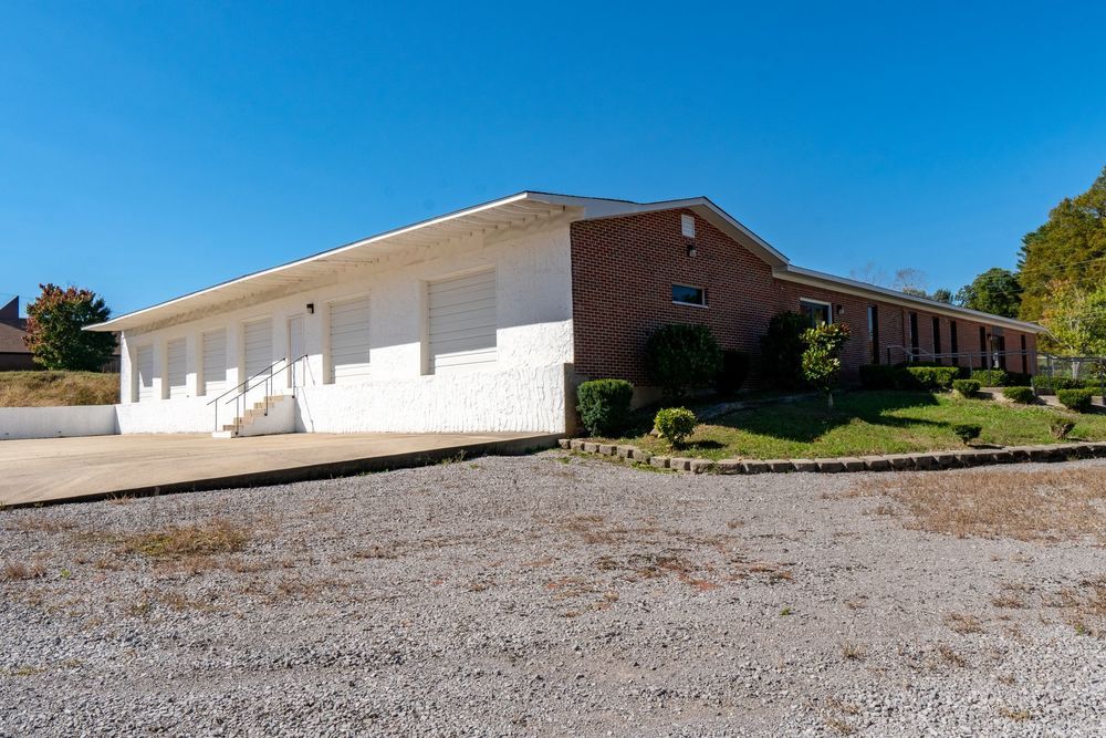 420 Dry Creek Rd, Smithville, TN 37166